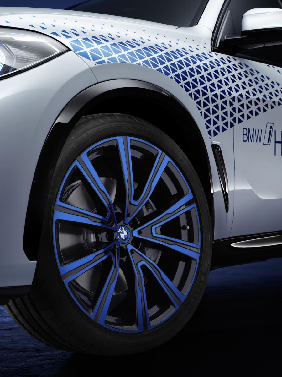 Колеса BMW i Hydrogen NEXT (G05) 2019 года  (фото 3 из 13)